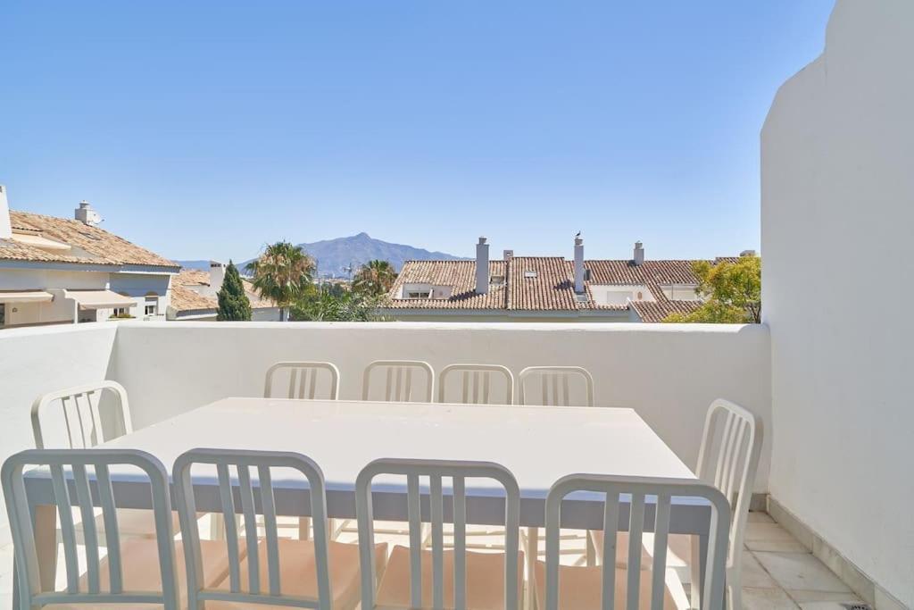 Superbe Appartement Avec Jaccuzi Μαρμπέλλα Εξωτερικό φωτογραφία