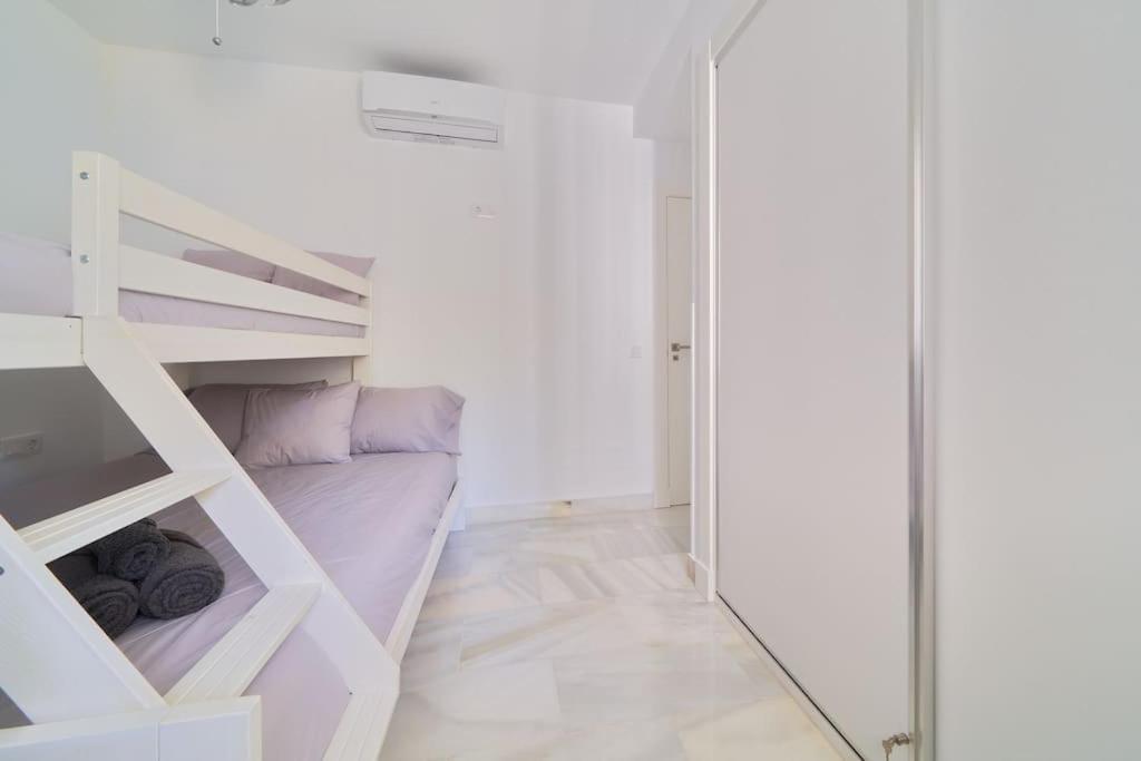 Superbe Appartement Avec Jaccuzi Μαρμπέλλα Εξωτερικό φωτογραφία