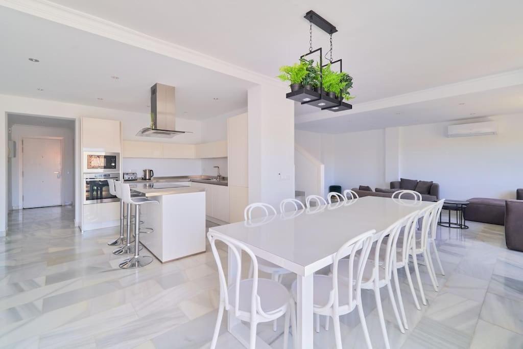 Superbe Appartement Avec Jaccuzi Μαρμπέλλα Εξωτερικό φωτογραφία