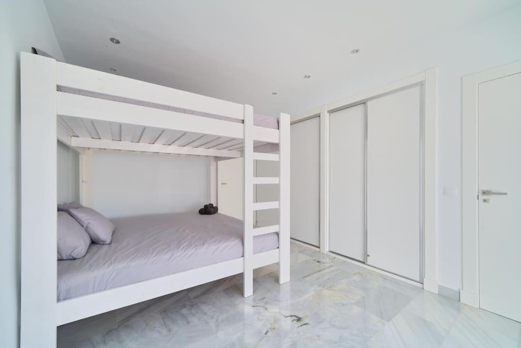 Superbe Appartement Avec Jaccuzi Μαρμπέλλα Εξωτερικό φωτογραφία